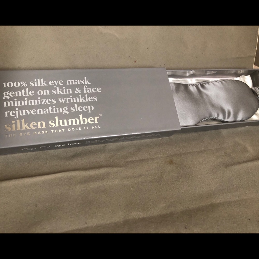 Silken Slumber Solid Silk Eye Love Mask- GRAY | NWT